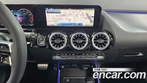 Mercedes-Benz GLA-Class GLA250 4MATIC 2025 года из Южной Кореи