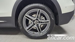 Mercedes-Benz GLB-Class GLB250 4MATIC 2025 года из Южной Кореи