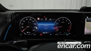 Mercedes-Benz GLB-Class GLB250 4MATIC 2025 года из Южной Кореи