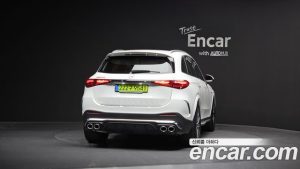 Mercedes-Benz GLC-Class AMG GLC43 4MATIC 2025 года из Южной Кореи