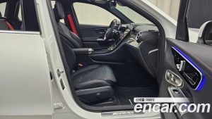 Mercedes-Benz GLC-Class AMG GLC43 4MATIC 2025 года из Южной Кореи