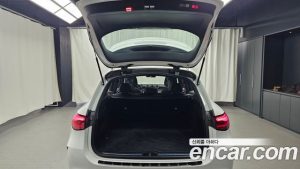 Mercedes-Benz GLC-Class AMG GLC43 4MATIC 2025 года из Южной Кореи