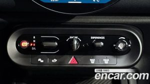 Mini Countryman ALL4 CLASSIC 2026 года из Южной Кореи