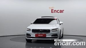 Volvo S90 B5 ULTIMATE Bright 2023 года из Южной Кореи