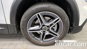 Mercedes-Benz GLB-Class GLB250 4MATIC 2023 года из Южной Кореи