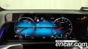 Mercedes-Benz GLB-Class GLB250 4MATIC 2023 года из Южной Кореи