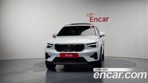 Volvo XC40 B4 ULTIMATE Bright 2024 года из Южной Кореи