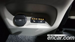 Volvo XC40 B4 ULTIMATE Bright 2024 года из Южной Кореи