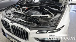 BMW X7 xDrive 40i M Sport 6 2024 года из Южной Кореи