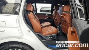 BMW X7 xDrive 40i M Sport 6 2024 года из Южной Кореи