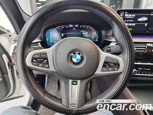 BMW 5-Series 523d M Sport 2023 года из Южной Кореи