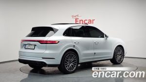 Porsche Cayenne 3.0 2022 года из Южной Кореи