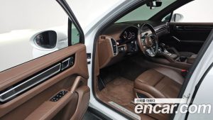 Porsche Cayenne 3.0 2022 года из Южной Кореи