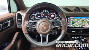 Porsche Cayenne 3.0 2022 года из Южной Кореи