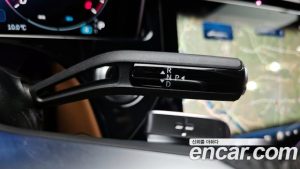 Mercedes-Benz E-Class E300 4MATIC AMG Line 2024 года из Южной Кореи