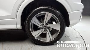 Audi Q2 35 TDI Premium 2023 года из Южной Кореи