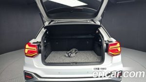 Audi Q2 35 TDI Premium 2023 года из Южной Кореи