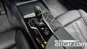 BMW 5-Series 520i M Sport 2023 года из Южной Кореи