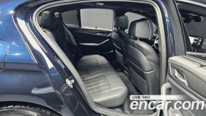 BMW 5-Series 520i M Sport 2023 года из Южной Кореи