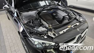 Mercedes-Benz C-Class C200 Avantgarde 2024 года из Южной Кореи