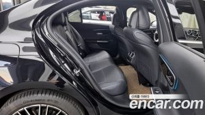 Mercedes-Benz C-Class C200 Avantgarde 2024 года из Южной Кореи