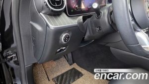 Mercedes-Benz C-Class C200 Avantgarde 2024 года из Южной Кореи