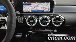 Mercedes-Benz CLA-Class CLA250 4MATIC 2025 года из Южной Кореи