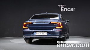 Volvo S90 B6 AWD ULTIMATE Bright 2023 года из Южной Кореи