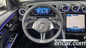 Mercedes-Benz C-Class C200 Avantgarde 2025 года из Южной Кореи