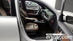 Mercedes-Benz GLB-Class GLB250 4MATIC 2023 года из Южной Кореи