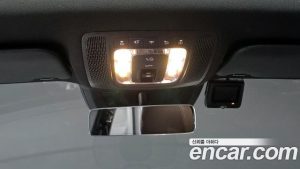 Mercedes-Benz GLB-Class GLB250 4MATIC 2023 года из Южной Кореи