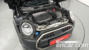 Mini Cooper Favoured 2025 года из Южной Кореи