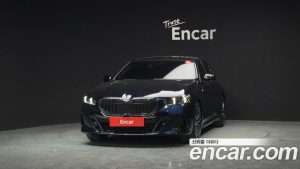 BMW 5-Series 520i M Sport 2025 года из Южной Кореи