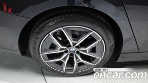 BMW 5-Series 520i M Sport 2025 года из Южной Кореи