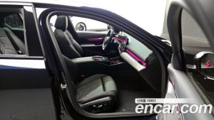 BMW 5-Series 520i M Sport 2025 года из Южной Кореи