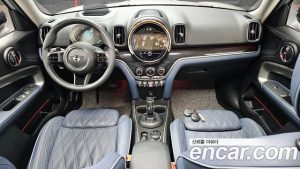 Mini Countryman ALL4 CLASSIC COMFORT PACK 2023 года из Южной Кореи
