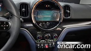 Mini Countryman ALL4 CLASSIC COMFORT PACK 2023 года из Южной Кореи