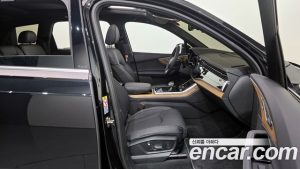 Audi Q7 55 TFSI 4WD 2025 года из Южной Кореи
