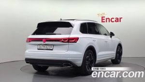 Volkswagen Touareg 3.0 TDI Prestige 2026 года из Южной Кореи