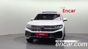Volkswagen Touareg 3.0 TDI Prestige 2026 года из Южной Кореи
