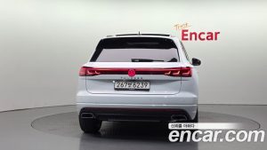 Volkswagen Touareg 3.0 TDI Prestige 2026 года из Южной Кореи