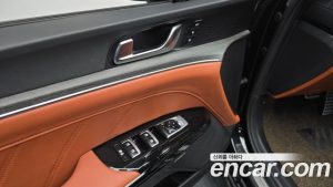 Kia K5 1.6 Turbo 2024 года из Южной Кореи