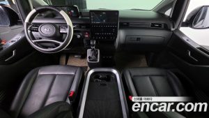 Hyundai Staria Wagon 5 2024 года из Южной Кореи