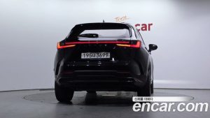 Lexus NX Premium 2023 года из Южной Кореи