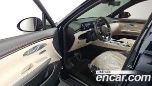 Genesis GV70 2.5T Бензин AWD 2025 года из Южной Кореи