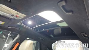 Genesis GV70 2.5T Бензин AWD 2025 года из Южной Кореи