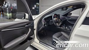 BMW 5-Series 520i M Sport 2023 года из Южной Кореи