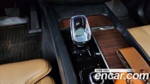 Volvo XC60 B6 ULTIMATE Bright 2024 года из Южной Кореи