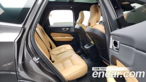 Volvo XC60 B6 ULTIMATE Bright 2024 года из Южной Кореи