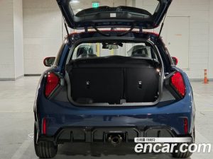 Mini Cooper JCW 2025 года из Южной Кореи